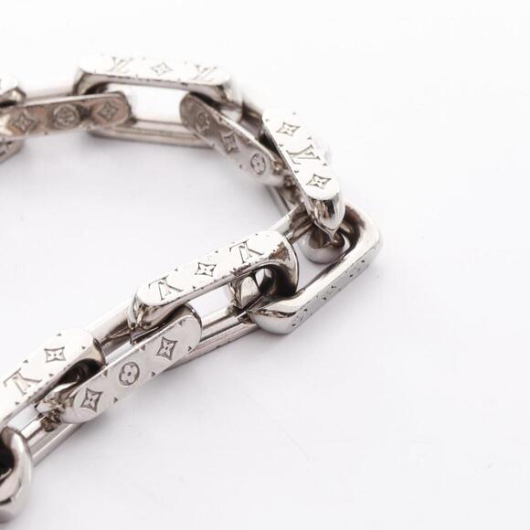LOUIS VUITTON Silver Monogram Charm Bracelet - Picture 7 of 7